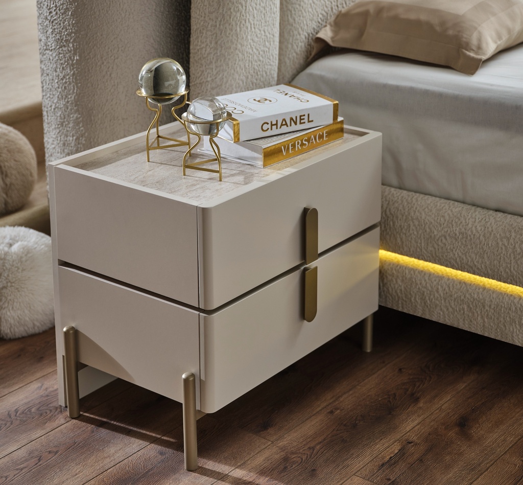 [Z50AUR26042904] AURA KOMODİN